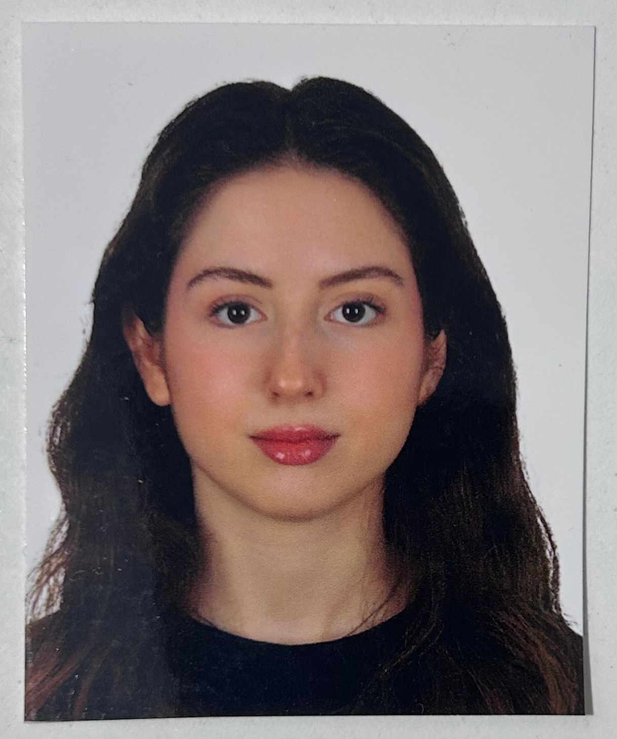 Tugba Bayat